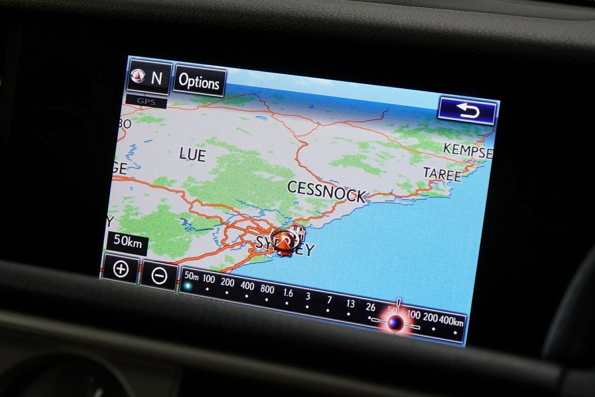 2015 Lexus IS IS300h Luxury AVE30R