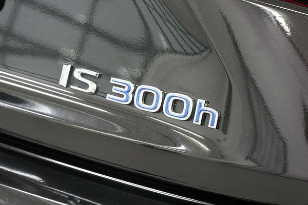 2015 Lexus IS IS300h Luxury AVE30R