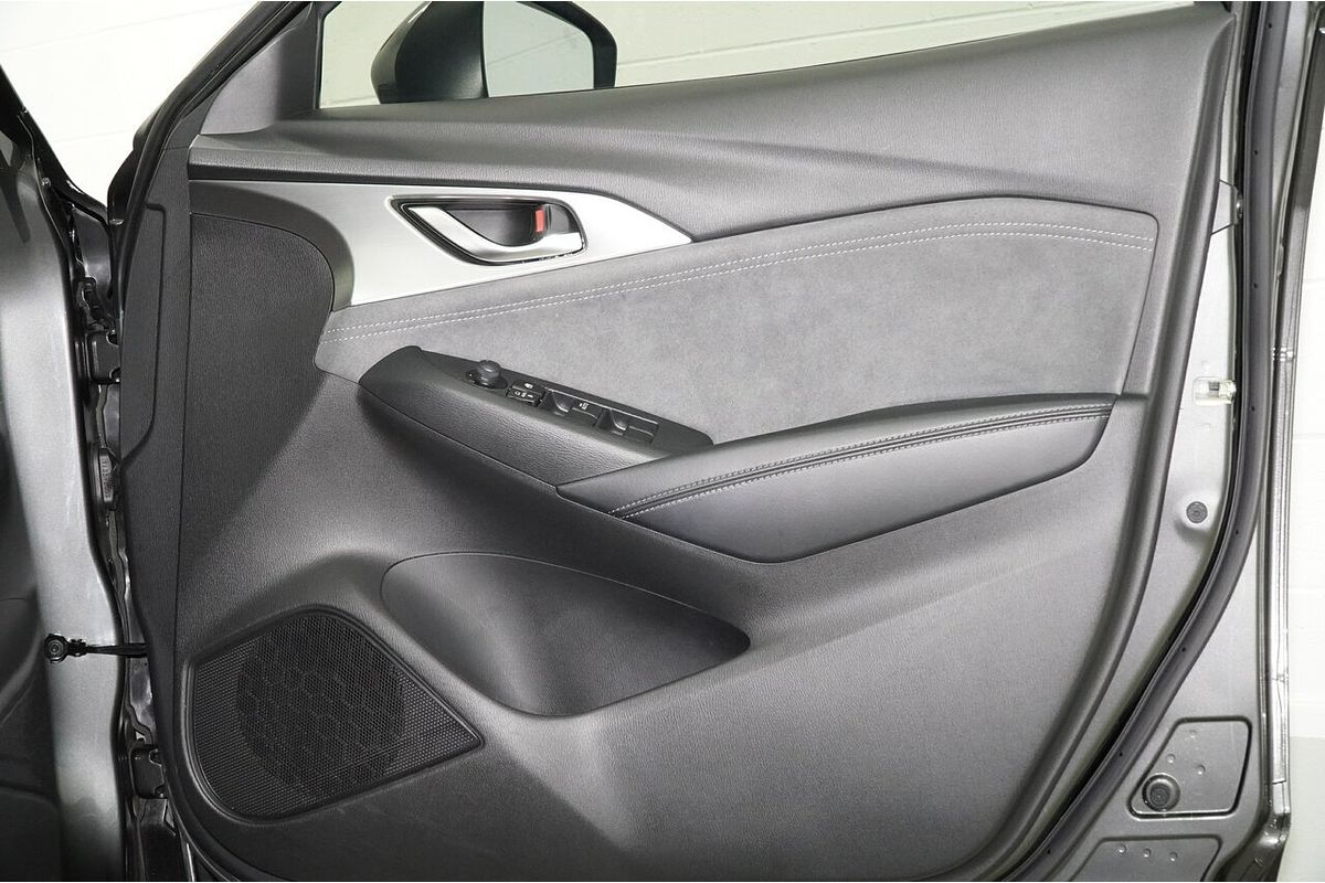 2023 Mazda CX-3 Akari DK