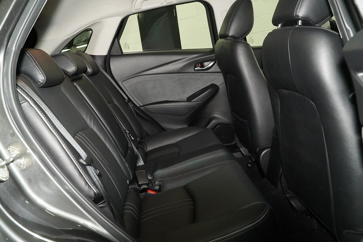 2023 Mazda CX-3 Akari DK