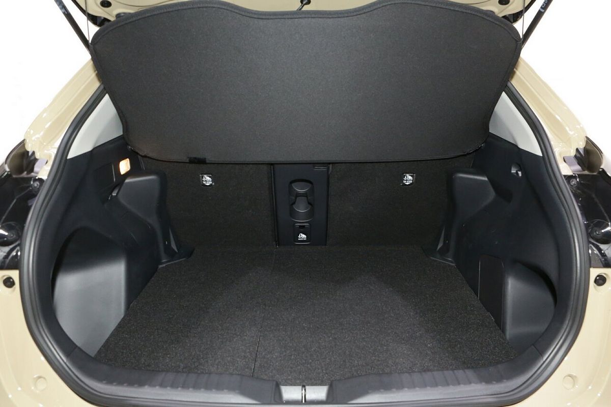 2025 Toyota Yaris Cross GX MXPJ10R