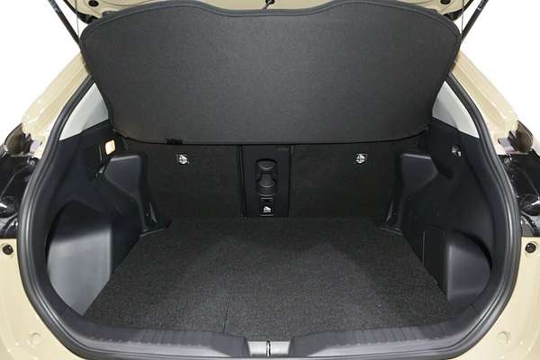 2025 Toyota Yaris Cross GX MXPJ10R