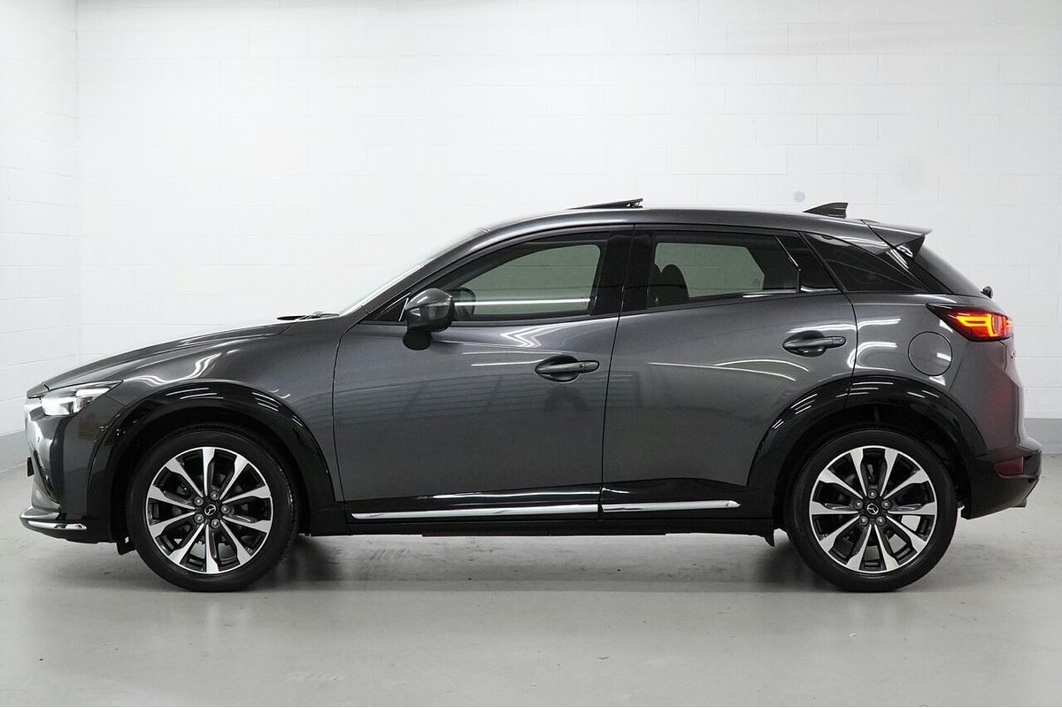 2023 Mazda CX-3 Akari DK