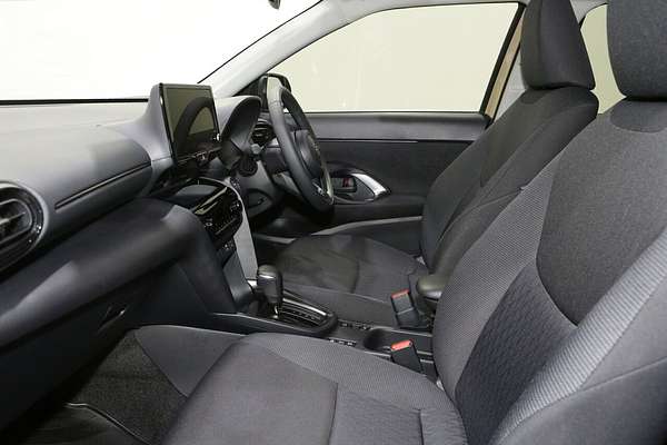 2025 Toyota Yaris Cross GX MXPJ10R