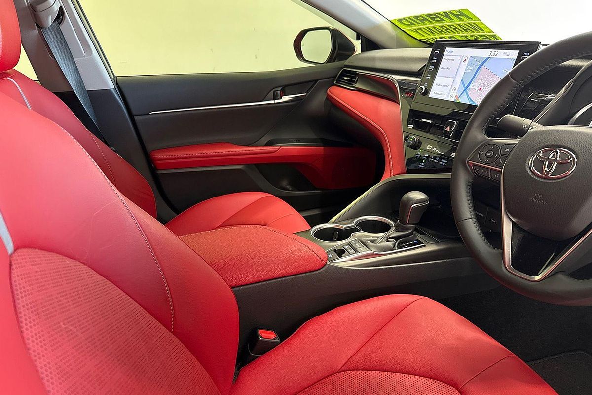 2023 Toyota Camry SX AXVH70R