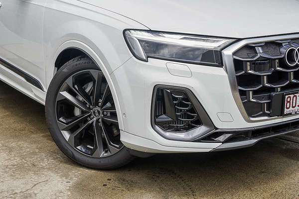2024 Audi Q7 55 TFSI S line 4M