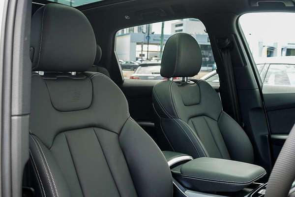 2024 Audi Q7 55 TFSI S line 4M