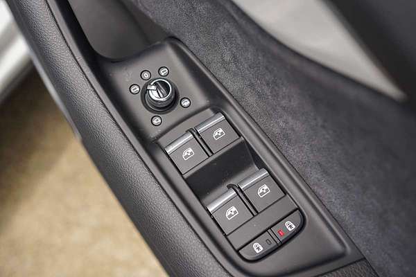 2024 Audi Q7 55 TFSI S line 4M