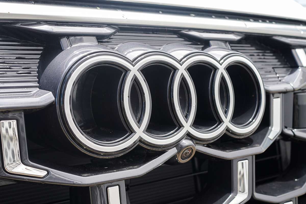 2024 Audi Q7 55 TFSI S line 4M