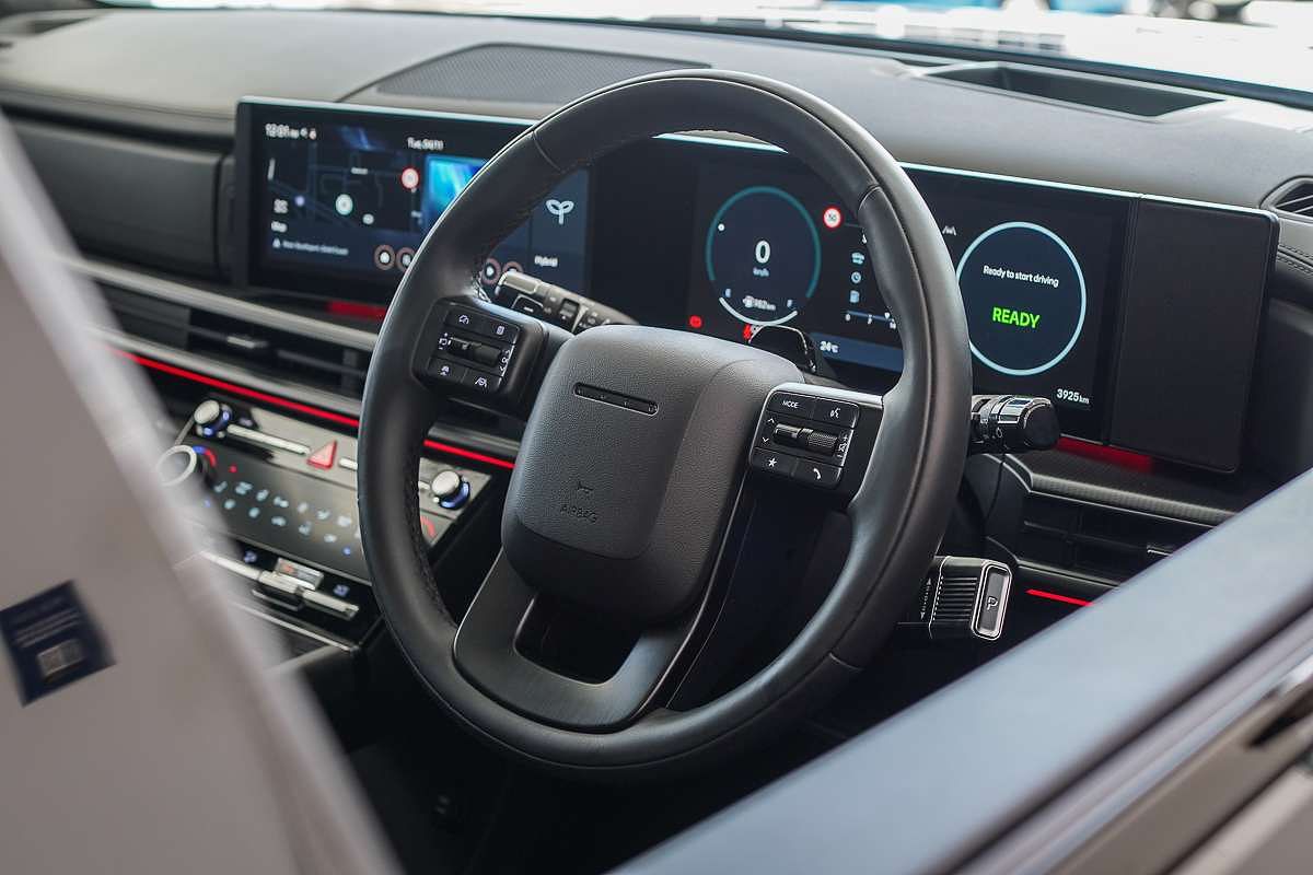 2025 Hyundai Santa Fe Hybrid Calligraphy MX5.V1