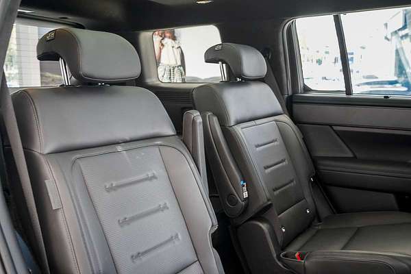 2025 Hyundai Santa Fe Calligraphy MX5.V1