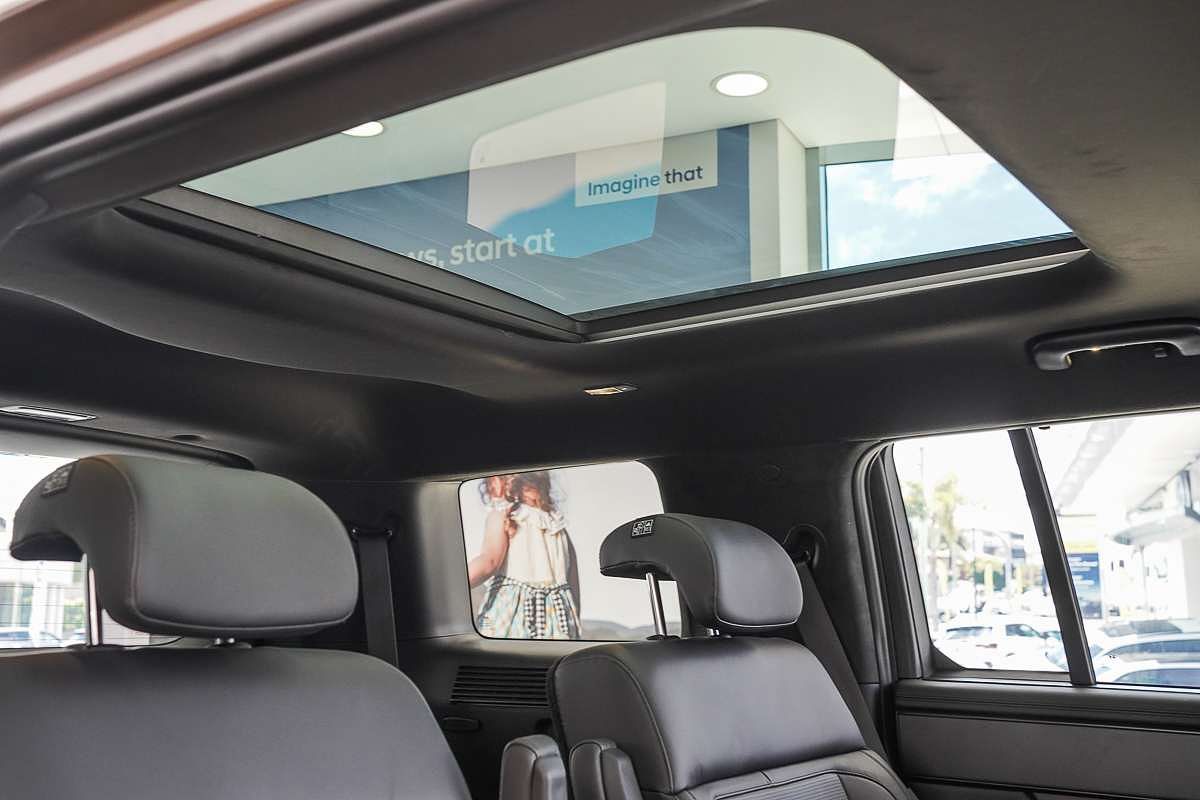 2025 Hyundai Santa Fe Calligraphy MX5.V1