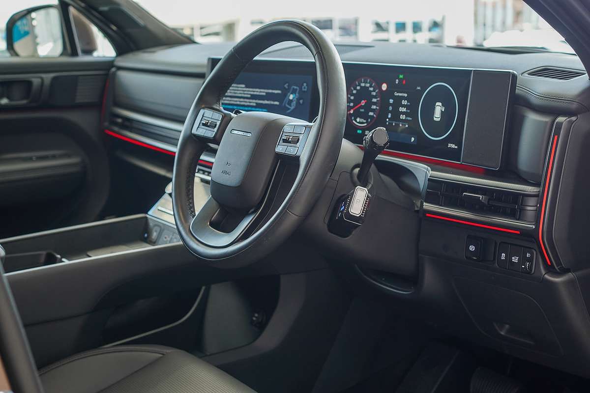 2025 Hyundai Santa Fe Calligraphy MX5.V1