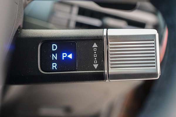 2025 Hyundai Santa Fe Calligraphy MX5.V1