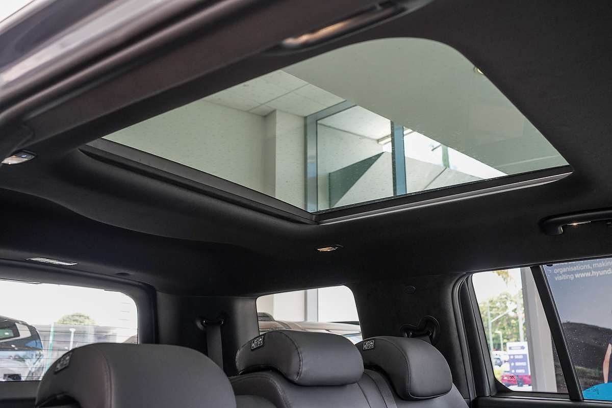 2025 Hyundai Santa Fe Calligraphy MX5.V1