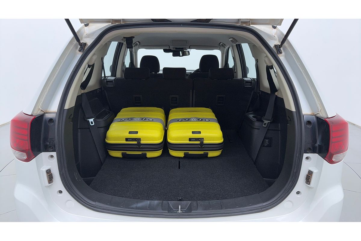 2020 Mitsubishi Outlander ES ZL