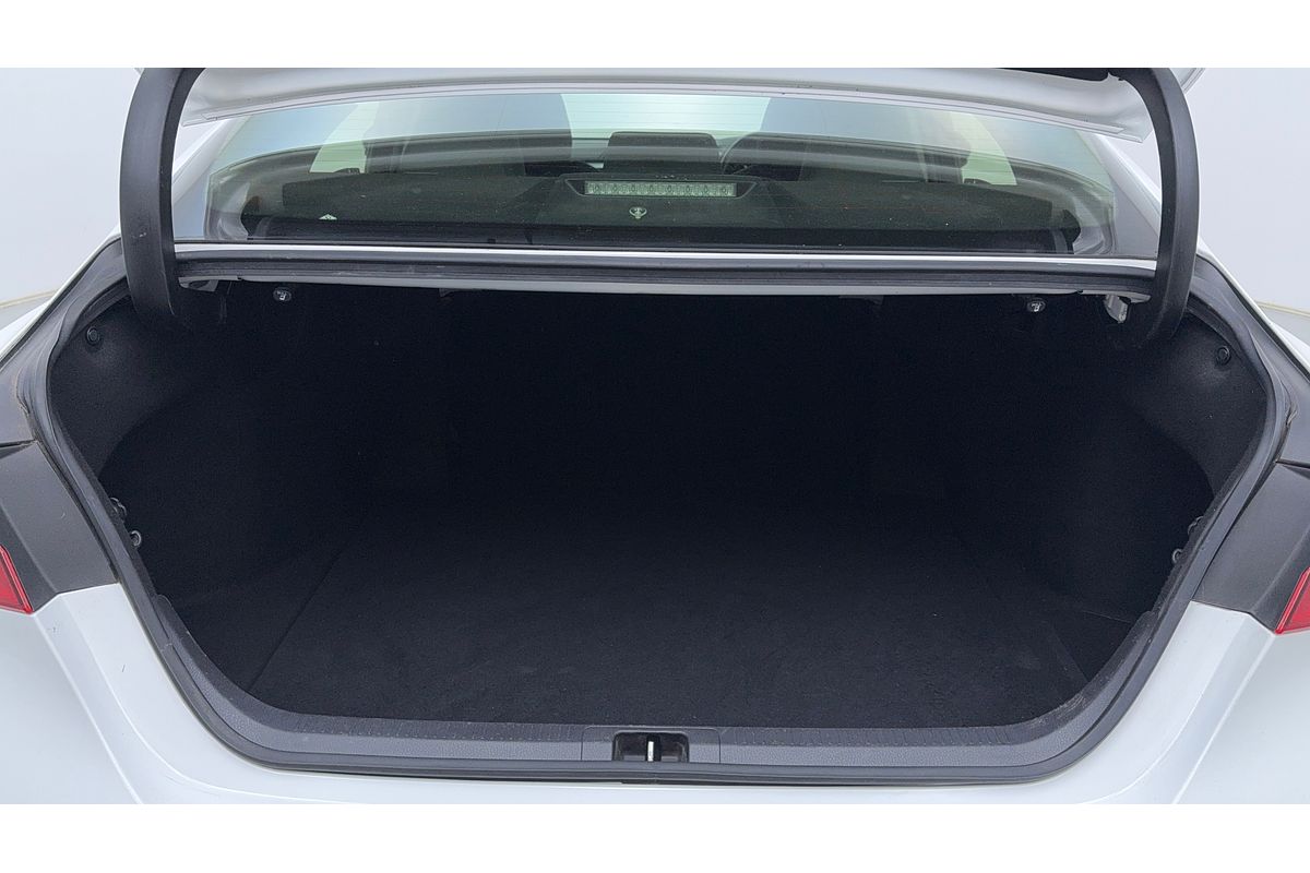 2018 Toyota Camry Ascent Sport AXVH71R