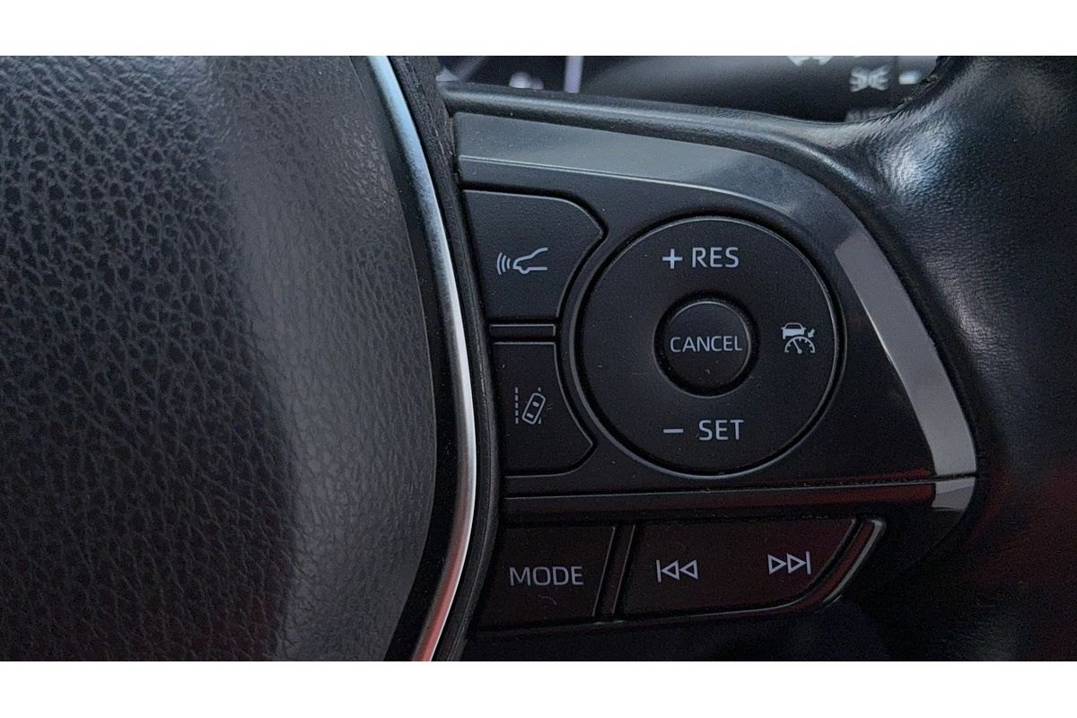 2018 Toyota Camry Ascent Sport AXVH71R