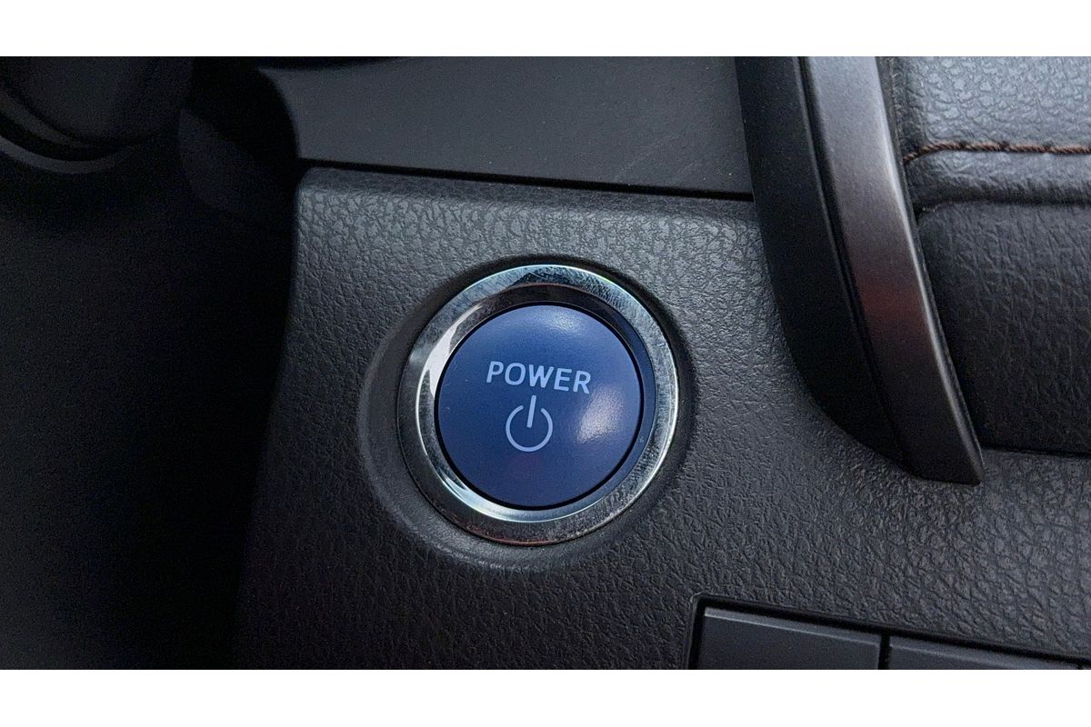 2018 Toyota Camry Ascent Sport AXVH71R