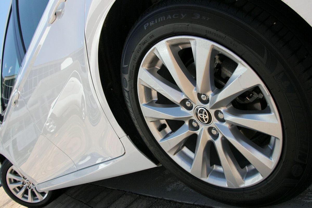 2020 Toyota Camry Ascent ASV70R