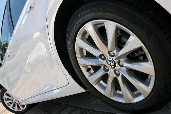 2020 Toyota Camry Ascent ASV70R