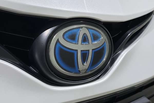 2022 Toyota Camry Ascent AXVH70R