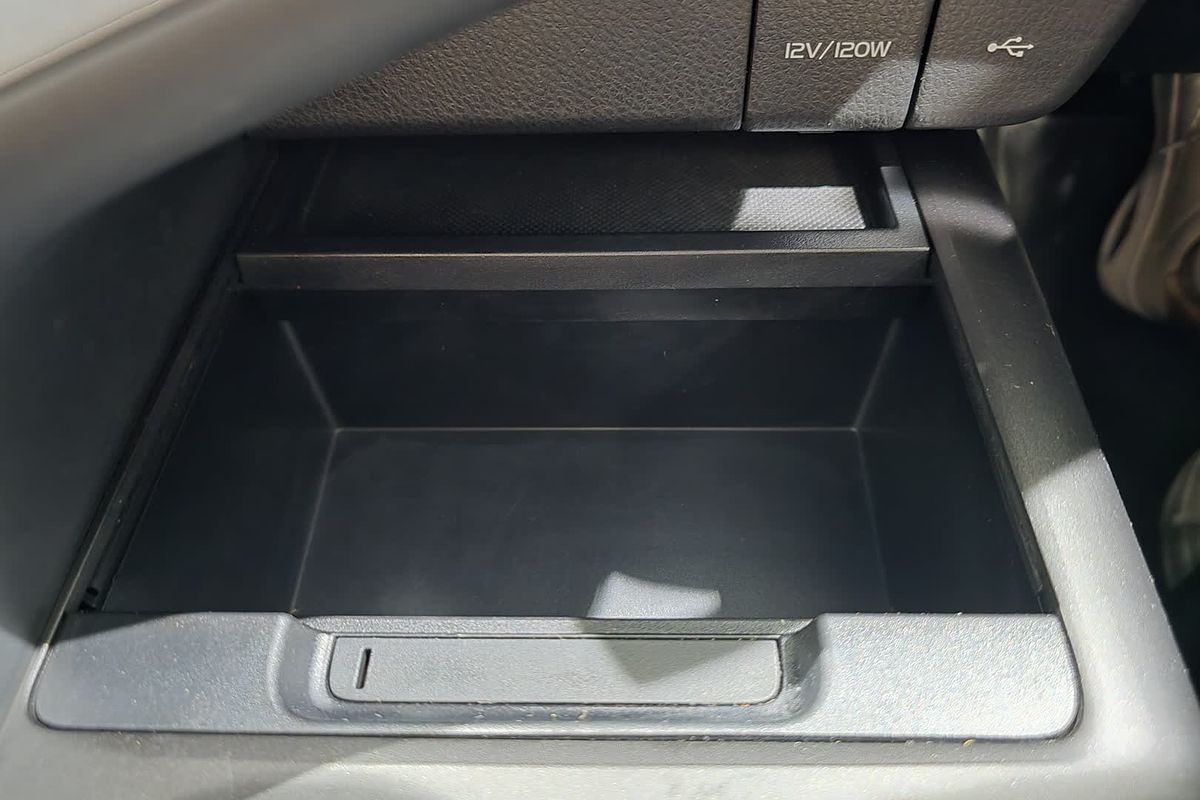 2022 Toyota Camry Ascent AXVH70R