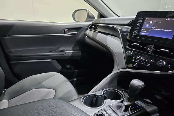 2022 Toyota Camry Ascent AXVH70R