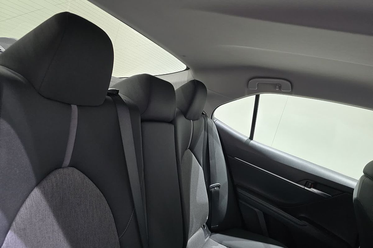 2022 Toyota Camry Ascent AXVH70R