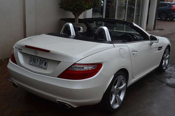 2011 Mercedes-Benz SLK-Class SLK350 R171