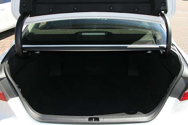 2020 Toyota Camry Ascent ASV70R