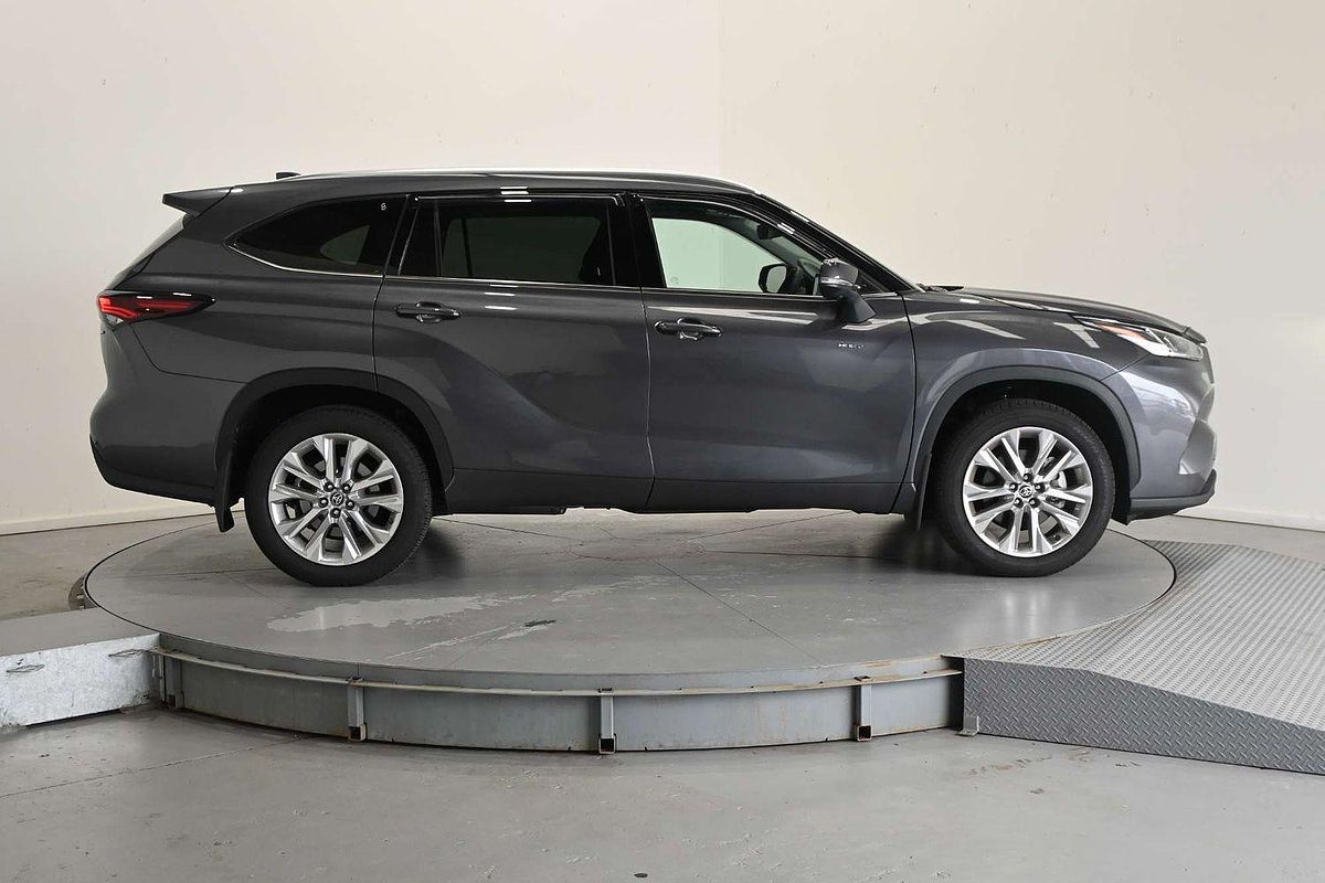 2024 Toyota Kluger Grande AXUH78R