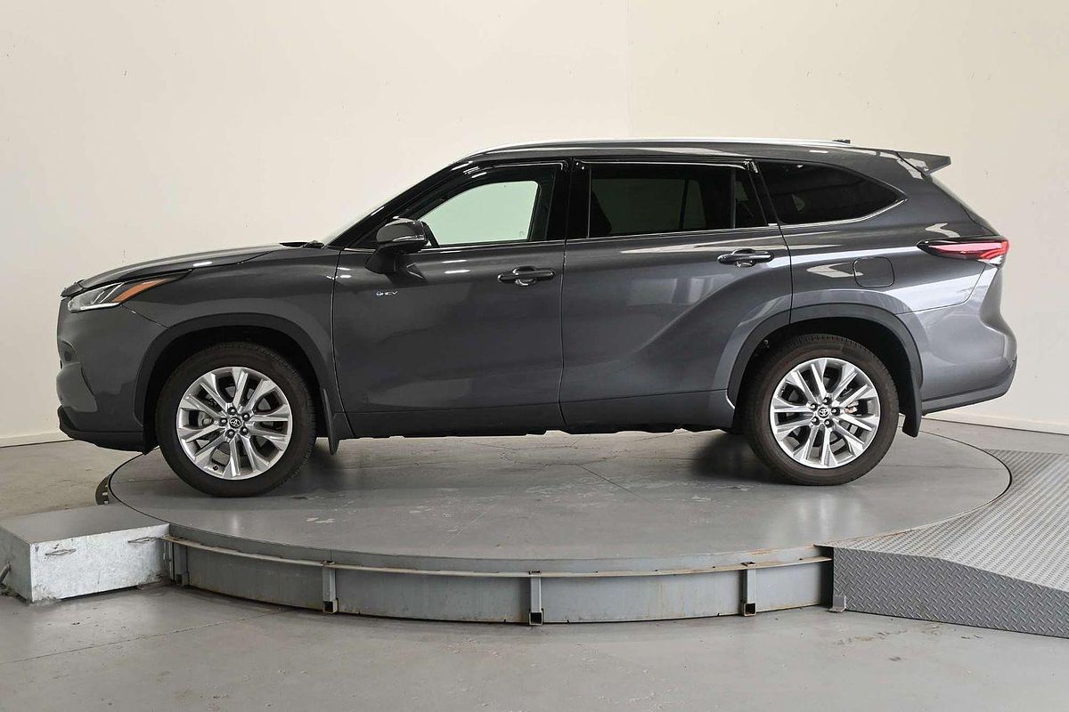 2024 Toyota Kluger Grande AXUH78R