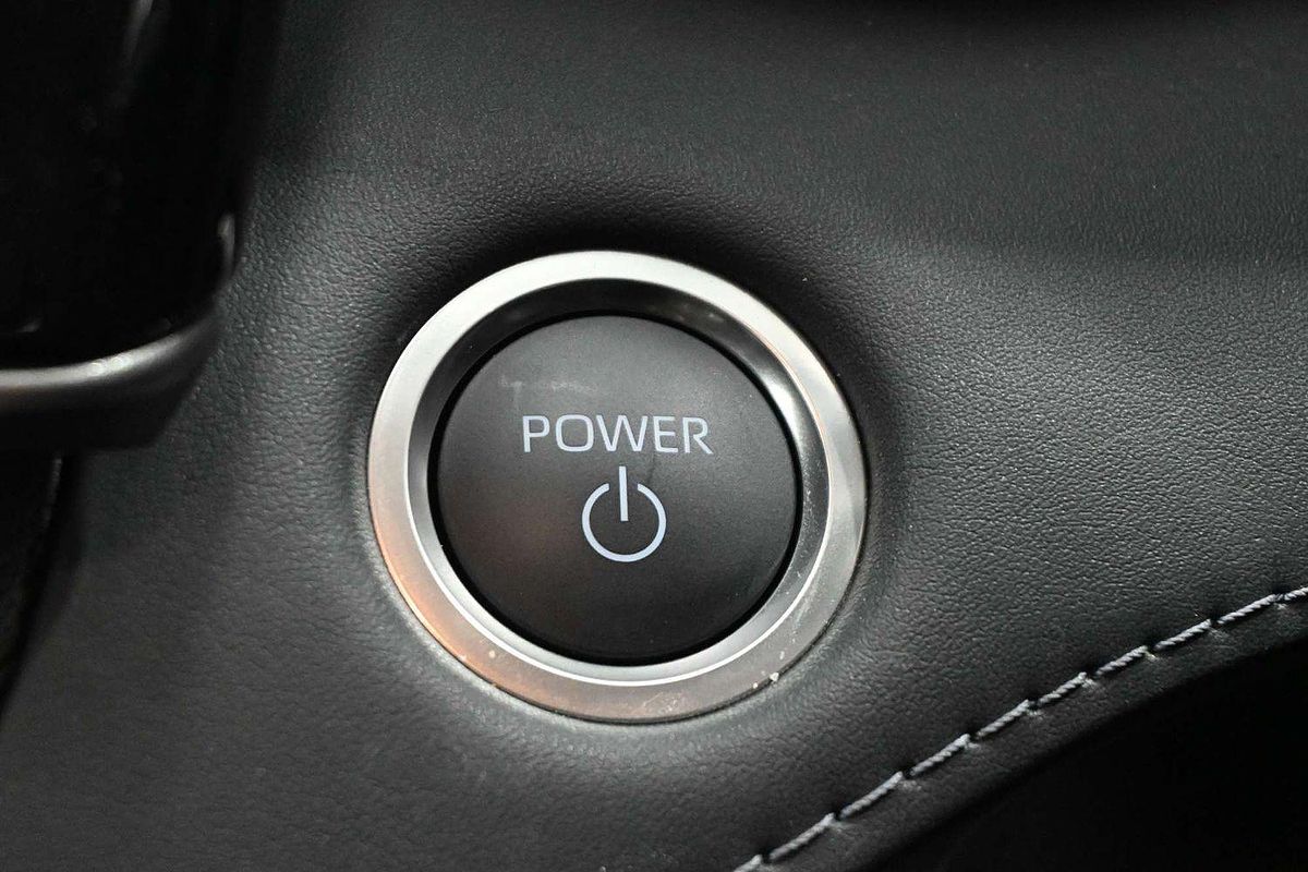 2024 Toyota Kluger Grande AXUH78R