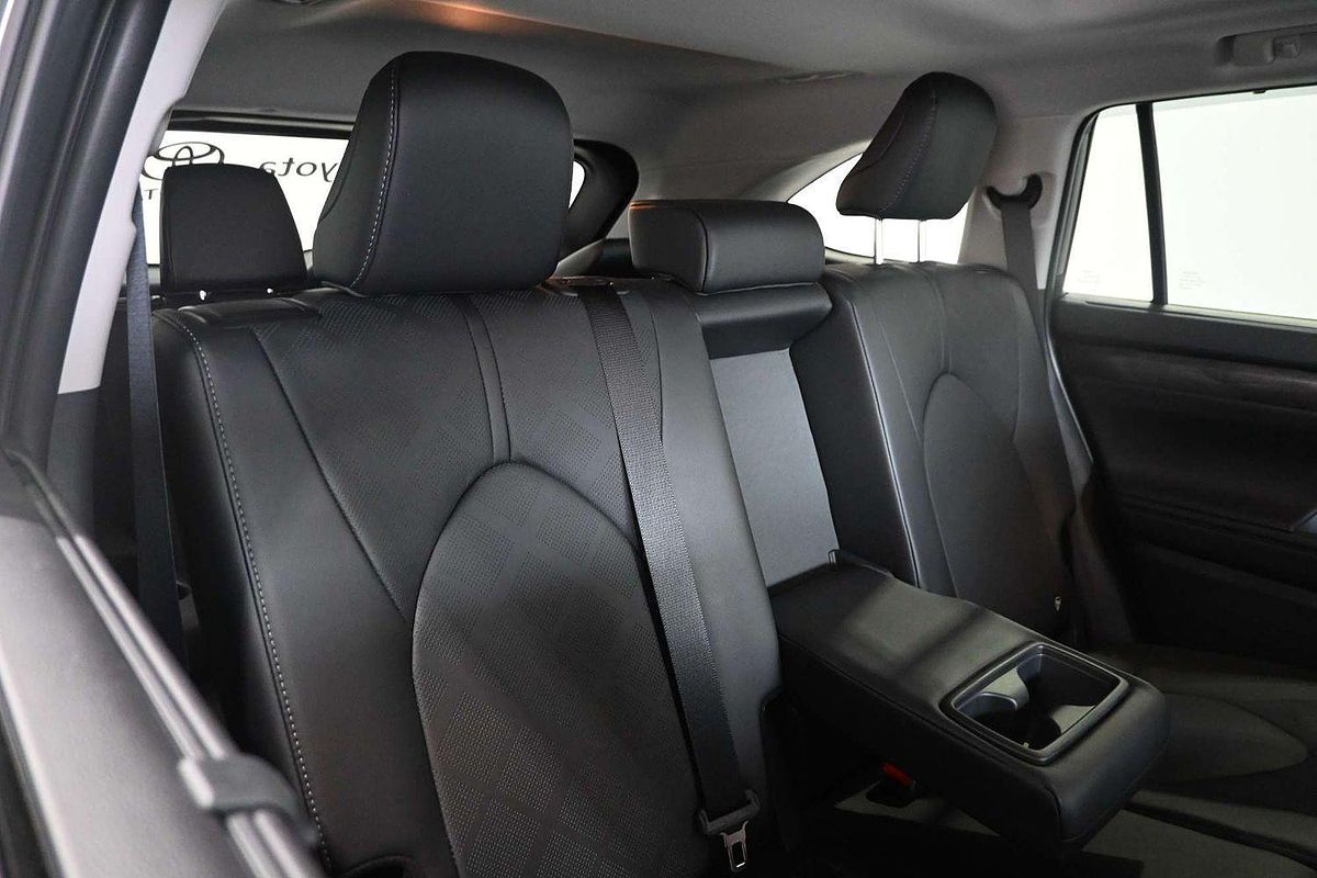 2024 Toyota Kluger Grande AXUH78R