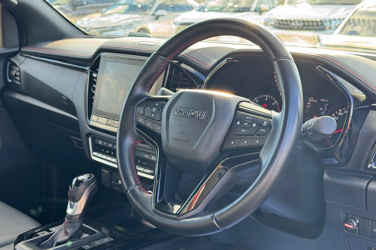 2023 Isuzu D-MAX X-TERRAIN  4X4