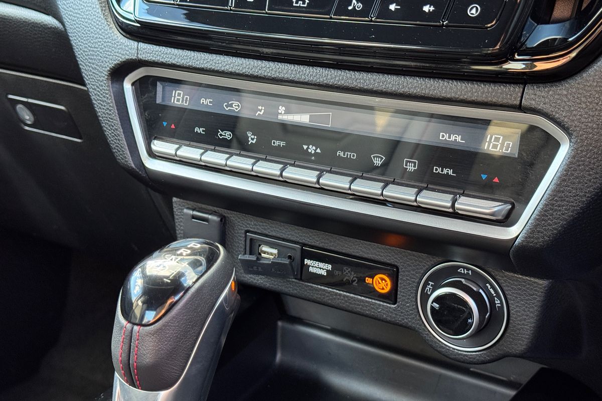 2023 Isuzu D-MAX X-TERRAIN  4X4