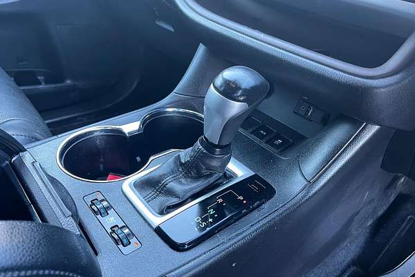 2016 Toyota Kluger Grande GSU50R