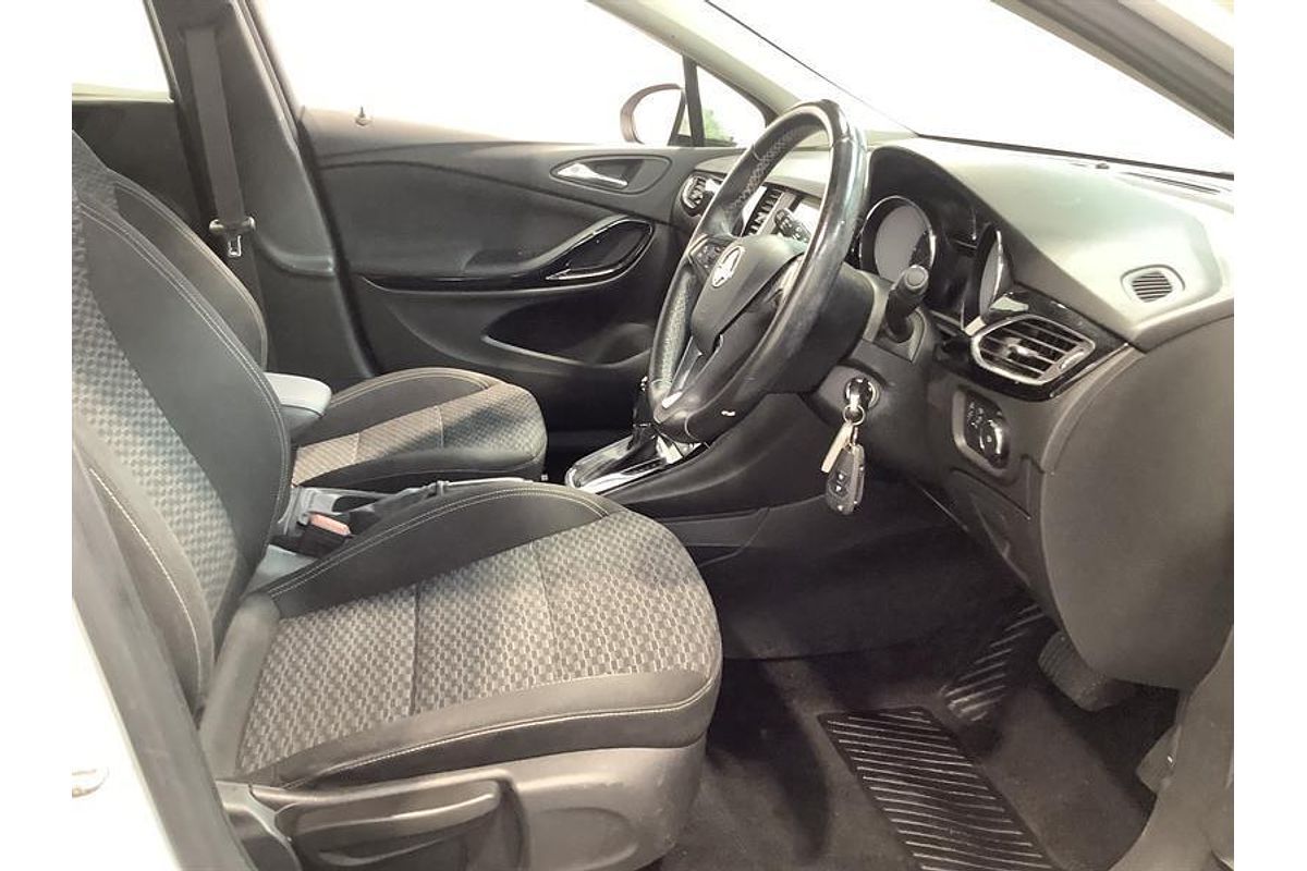 2019 Holden Astra R BK