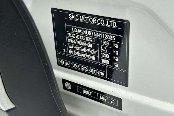 2022 MG HS Vibe SAS23