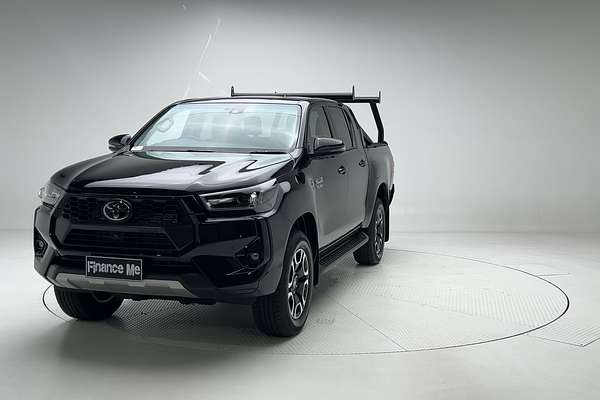 2025 Toyota Hilux SR5 48V GUN126R 4X4
