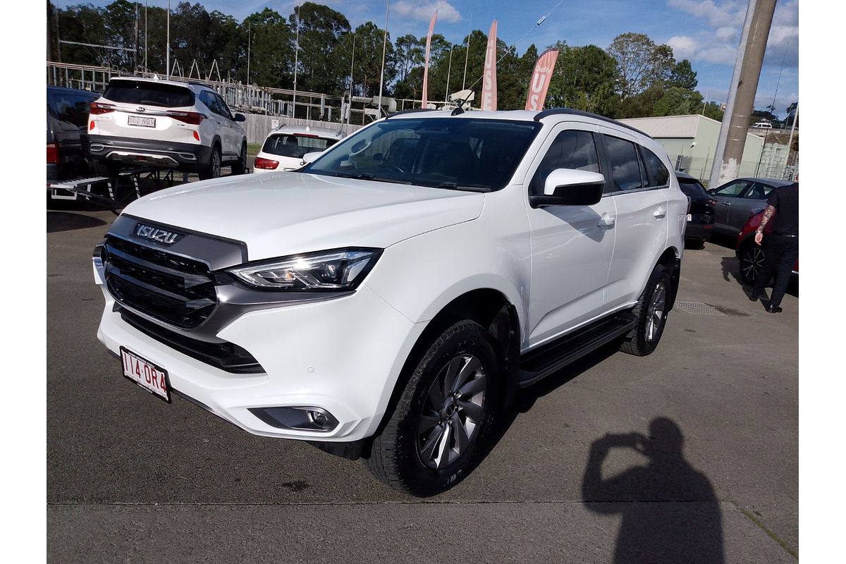 2023 Isuzu MU-X LS-U