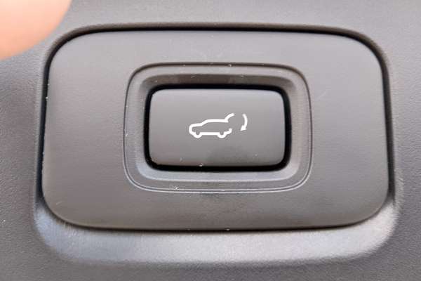 2023 Isuzu MU-X LS-U