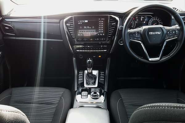 2023 Isuzu MU-X LS-U