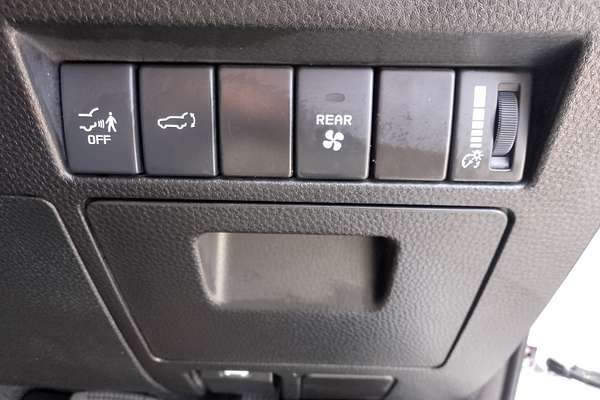 2023 Isuzu MU-X LS-U