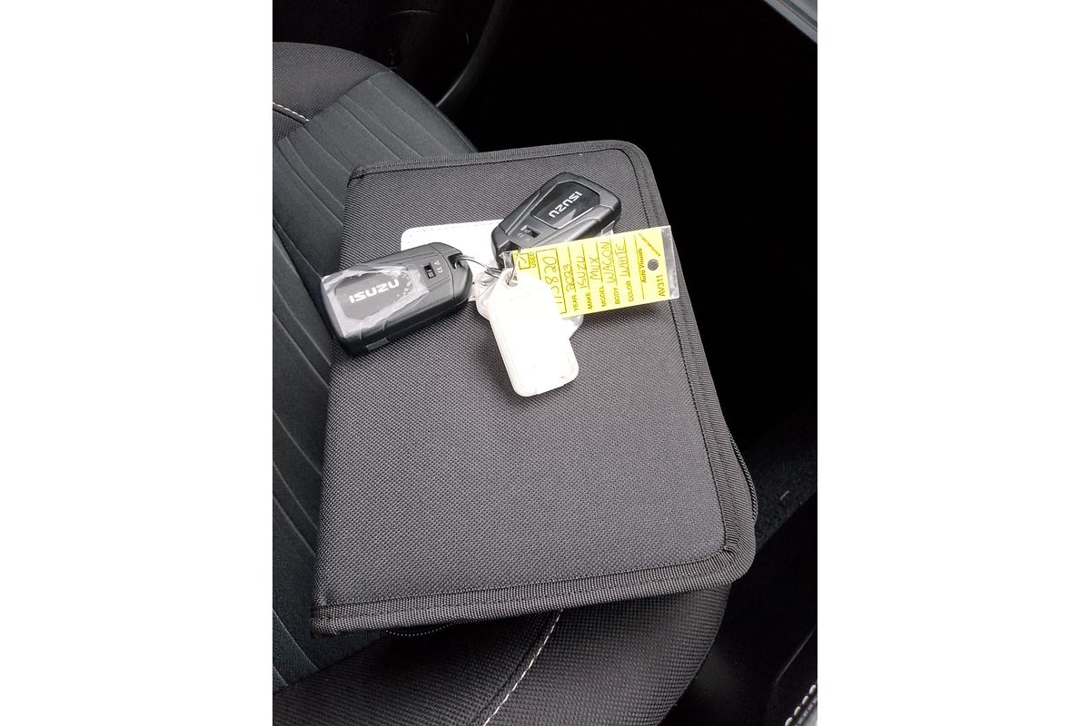 2023 Isuzu MU-X LS-U