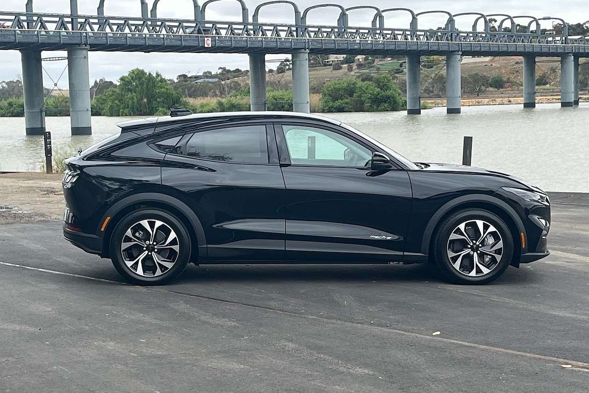 2025 Ford Mustang Mach-E Select