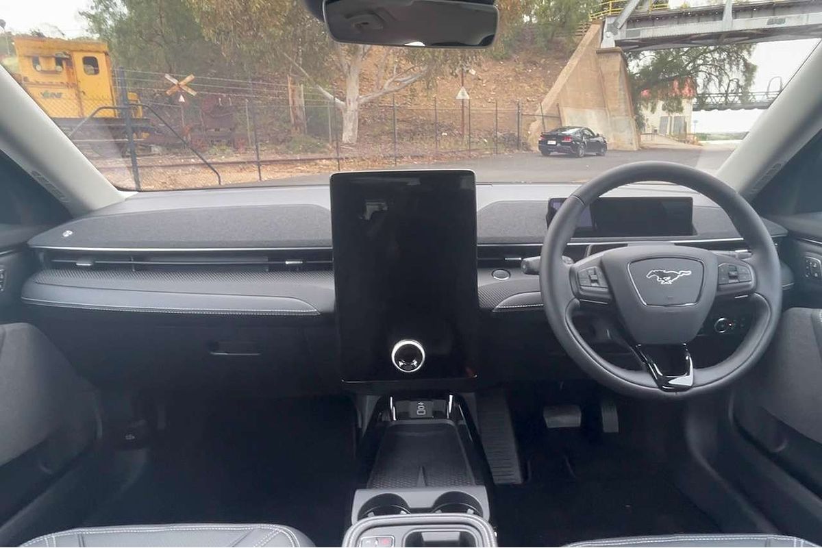 2025 Ford Mustang Mach-E Select