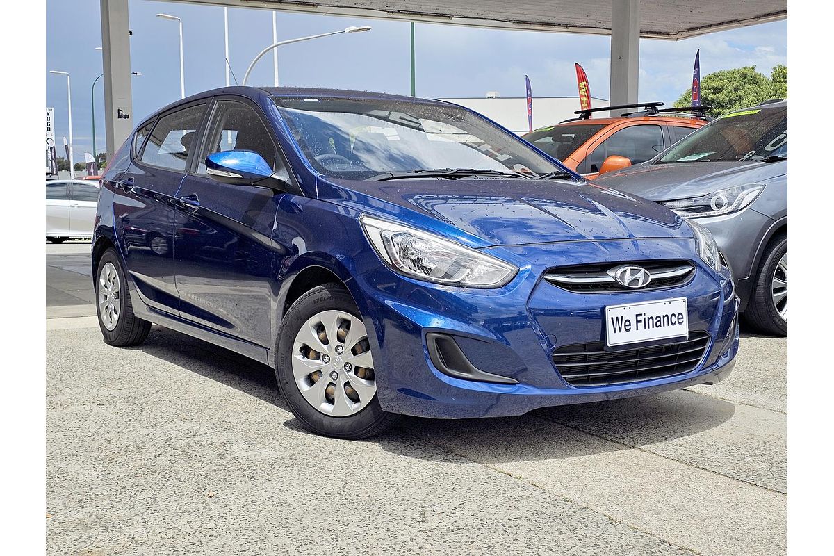 2014 Hyundai Accent Active RB2