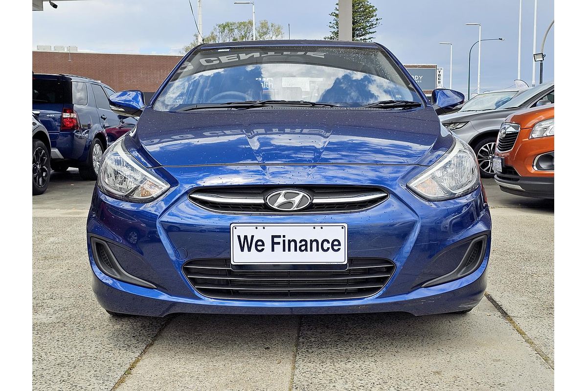 2014 Hyundai Accent Active RB2